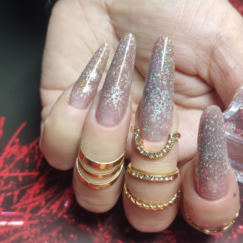 Фото з портфоліо майстра Олена Пустовалова (майстер манікюру, Краматорськ)