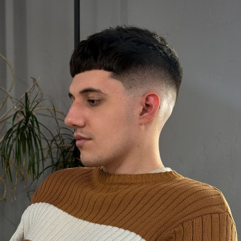 стрижка фейд