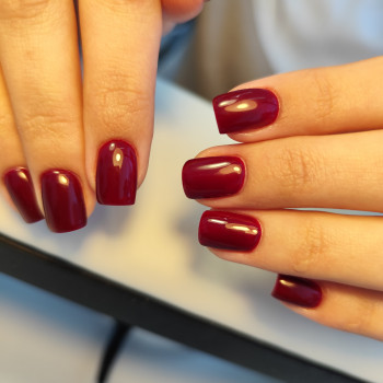 Манікюр, укріплення, гель-лак