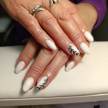 Фото з портфоліо майстра Юлія Тоцька (майстер манікюру, Кропивницький)