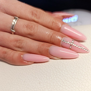 Фото з портфоліо майстра Юлія Тоцька (майстер манікюру, Кропивницький)