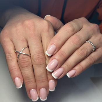 Фото из портфолио мастера Оксана Власенко (мастер маникюра, Киев)