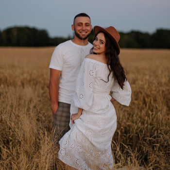 Фотосесія вагітності у полі фотовагітності, фото - весільний фотограф Анна Шаульська