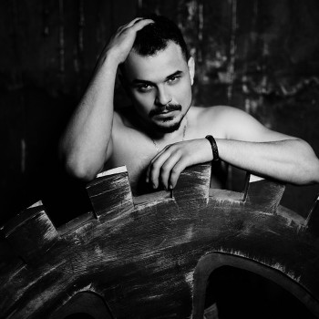 Эротическая фотосессия мужская уличная, фото - Свадебный фотограф Анна Шаульская