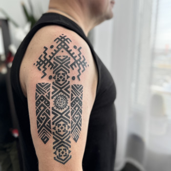 для хлопців, на плечі, візерунок