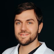 Пластичний хірург Петро Зубанов на Barb.ua