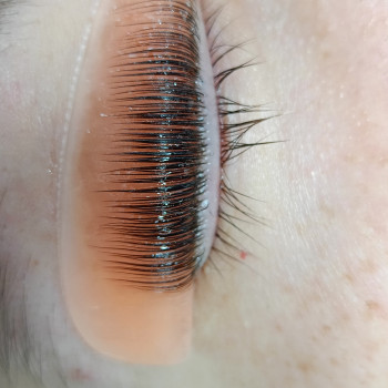 Ламінування вій