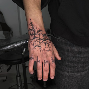 Тату на руке пальцах кисти, фото - Тату мастер Інна Глинківська