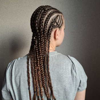 Фото из портфолио мастера Анастасія Петренко (брейдер, Харьков)