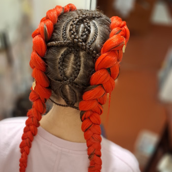 Фото из портфолио мастера Анастасія Петренко (брейдер, Харьков)