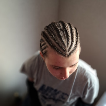 Коси з візерунком без канекалона
                    Брейдер  Харьков