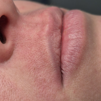 Фото з портфоліо майстра Катерина Маркушевська (майстер епіляції, Кам'янське)