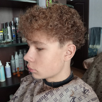 Фото з портфоліо майстра Олександра Лихогоденко (перукар-колорист, Львів)