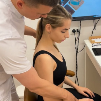 Фото з портфоліо фахівця Максим Бондарь (мануальний терапевт, Київ)