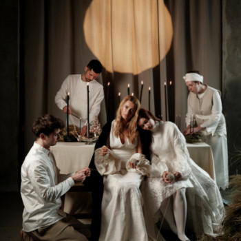 Вылетает птичка, Киев Фото - 2