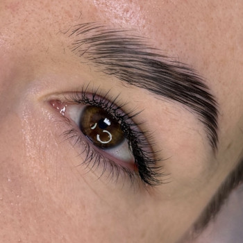 Фото из портфолио мастера Алёна Чёрная (лешмейкер, Запорожье)