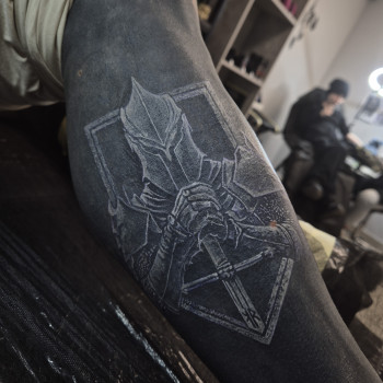 Тату Белым по черному, фото - Тату мастер Ірина Собко