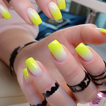 Фото з портфоліо майстра Наталя Лагутіна (майстер манікюру, Київ)