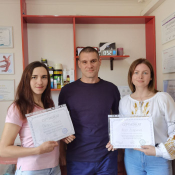 Навчання масажу в Коломиї, фото - масажист Дмитро Перепічай