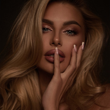 Фото из портфолио мастера Дарья Медведева (визажист, Киев)