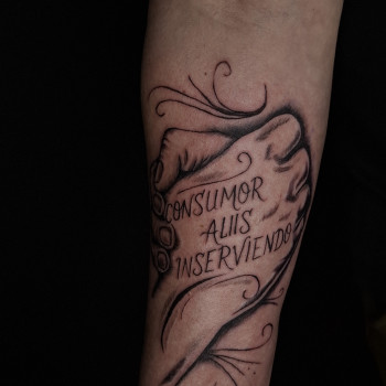 Тату надпись руки, фото - Тату мастер Анастасія Науменко