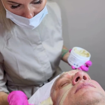 Фото з портфоліо салону Beauty Room (салон краси, Київ)