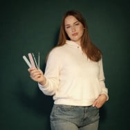 Мастер маникюра Наталія Житомир,Грушевського 98а