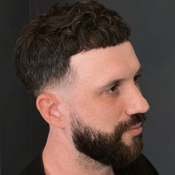 Чоловіча стрижка