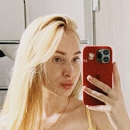 Майстер манікюру Вікторія Обертій на Barb.ua