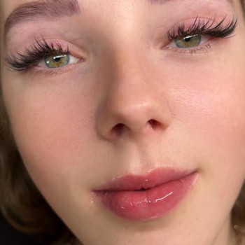 Фото с портфолио Валерія Папаяні