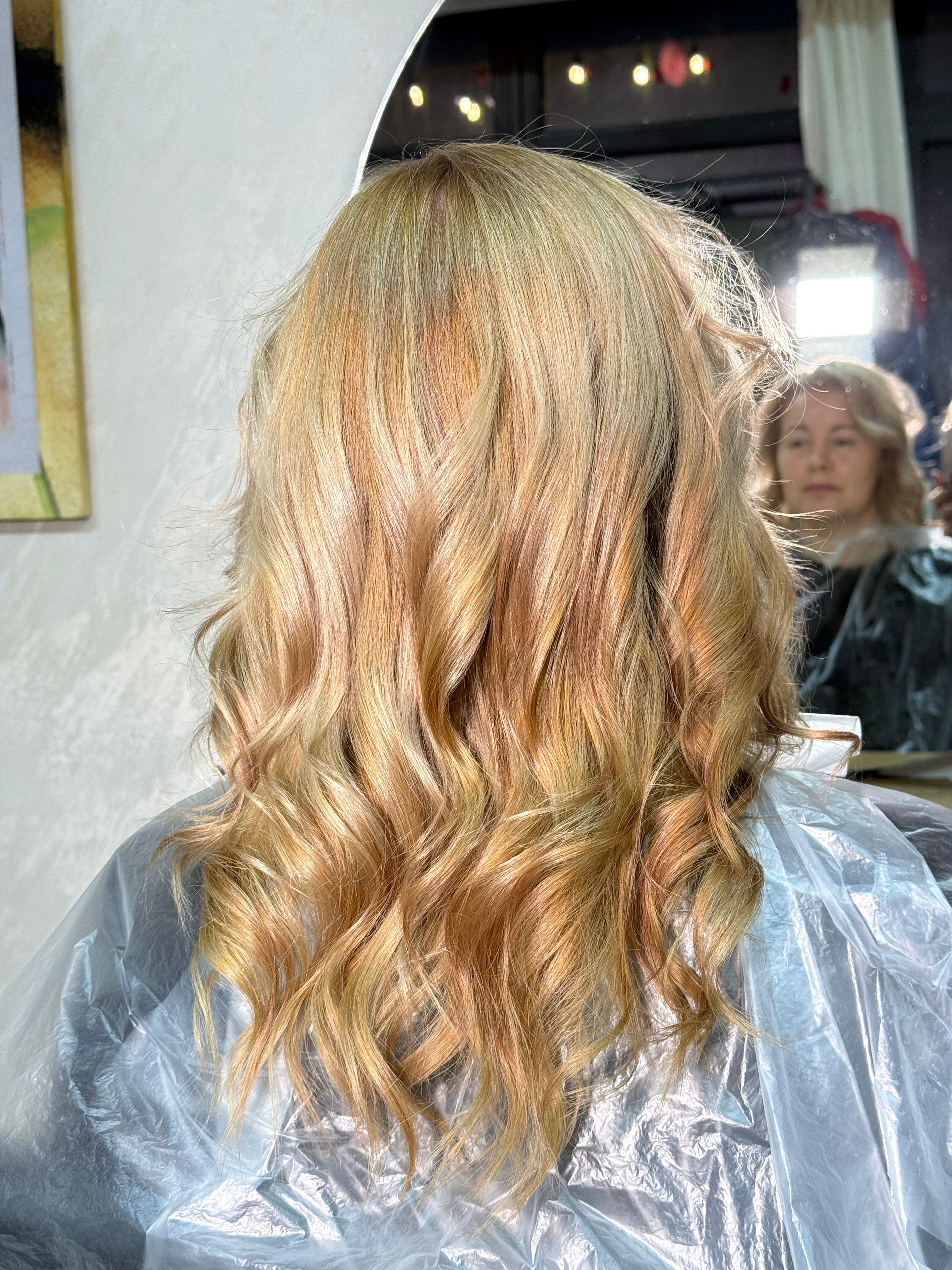 Блонд бежевий балаяж, фото - Перукар-колорист Сніжана Кім