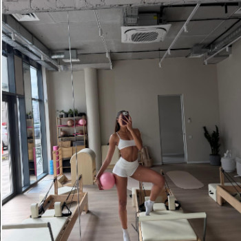 Фото с портфолио Pilates Peach Club