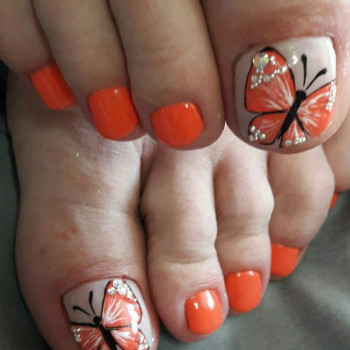 Педикюр в комби технике *покрытие гель лаком +дизайн 650 гр время работы 1,45