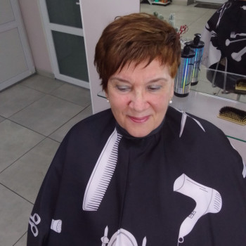 Коротка жіноча стрижка стрижки після 50 років омолоджуючі жіночі, фото - Перукар Олександра Кавлак