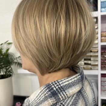 Стрижка боб