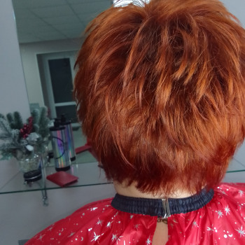 Стрижки после 50 лет омолаживающие женские короткие, фото - Парикмахер Олександра Кавлак