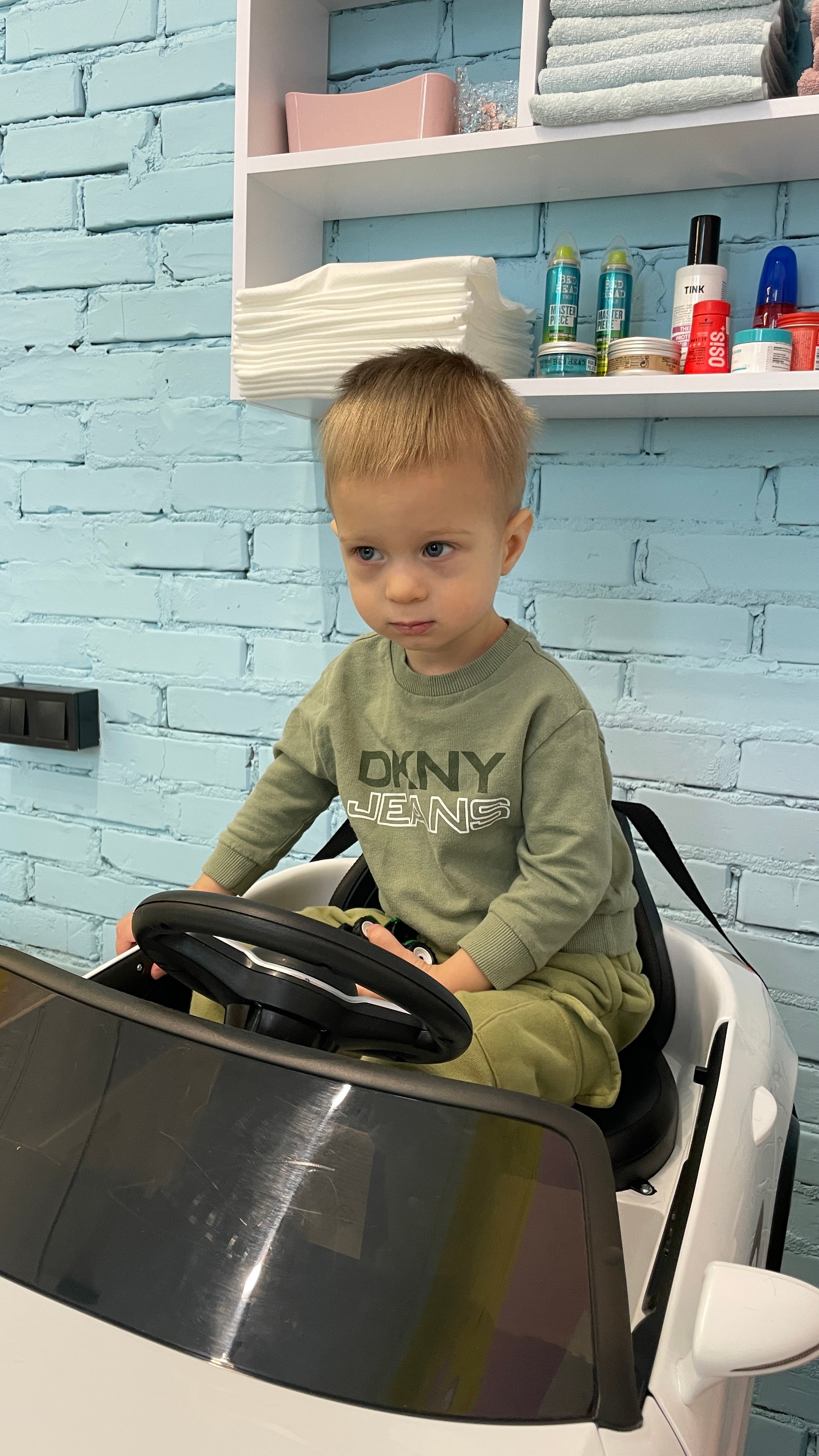 Стрижка кроп з чолкою для хлопчика, фото - Барбершоп Bubble barber