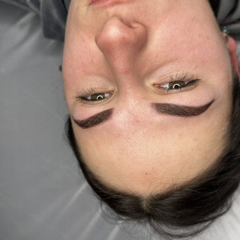 Перманентний макіяж брів