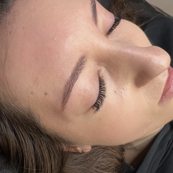 Перманентний макіяж брів