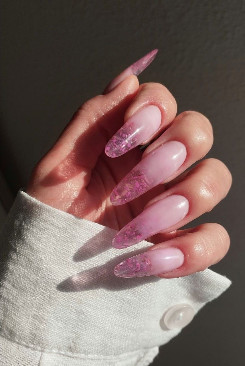 Маникюр с блестками на длинные ногти блестящий, фото - Мастер маникюра Алена Савицкая
