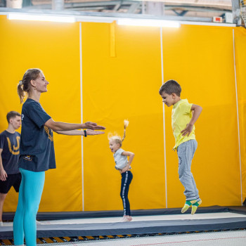 Фото с портфолио JumpUp