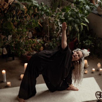 Фото с портфолио KyivYoga