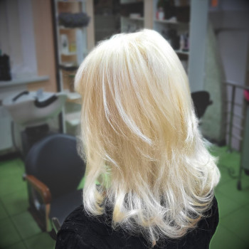 Стрижка каскад женская укладка на средние волосы, фото - Парикмахер Кристина Лебедева