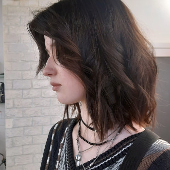 Стрижка каскад на середнє волосся боб, фото - Перукар Христина Лебедєва