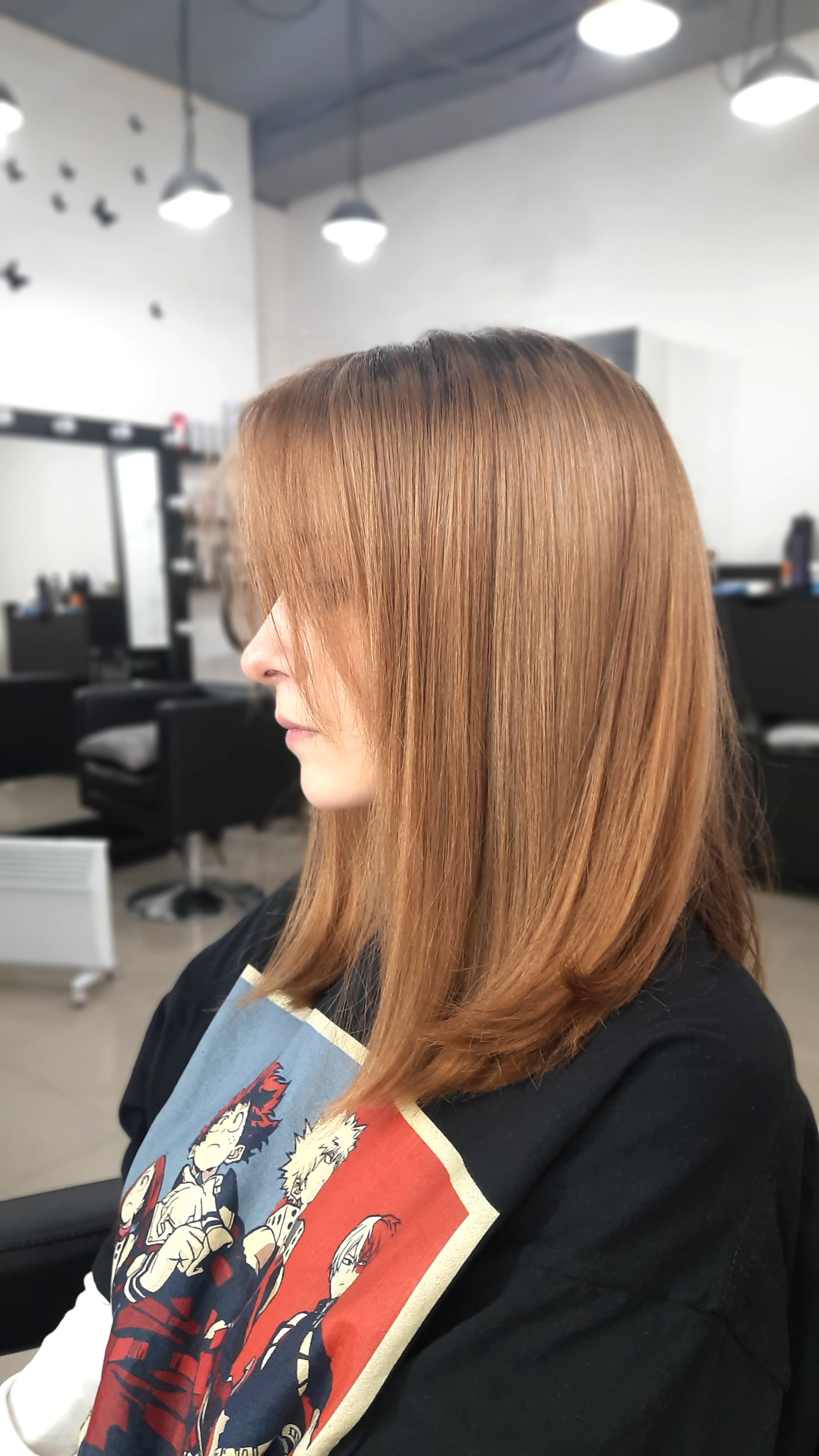 Жіноча стрижка з чолкою укладка на середнє волосся, фото - Перукар Христина Лебедєва