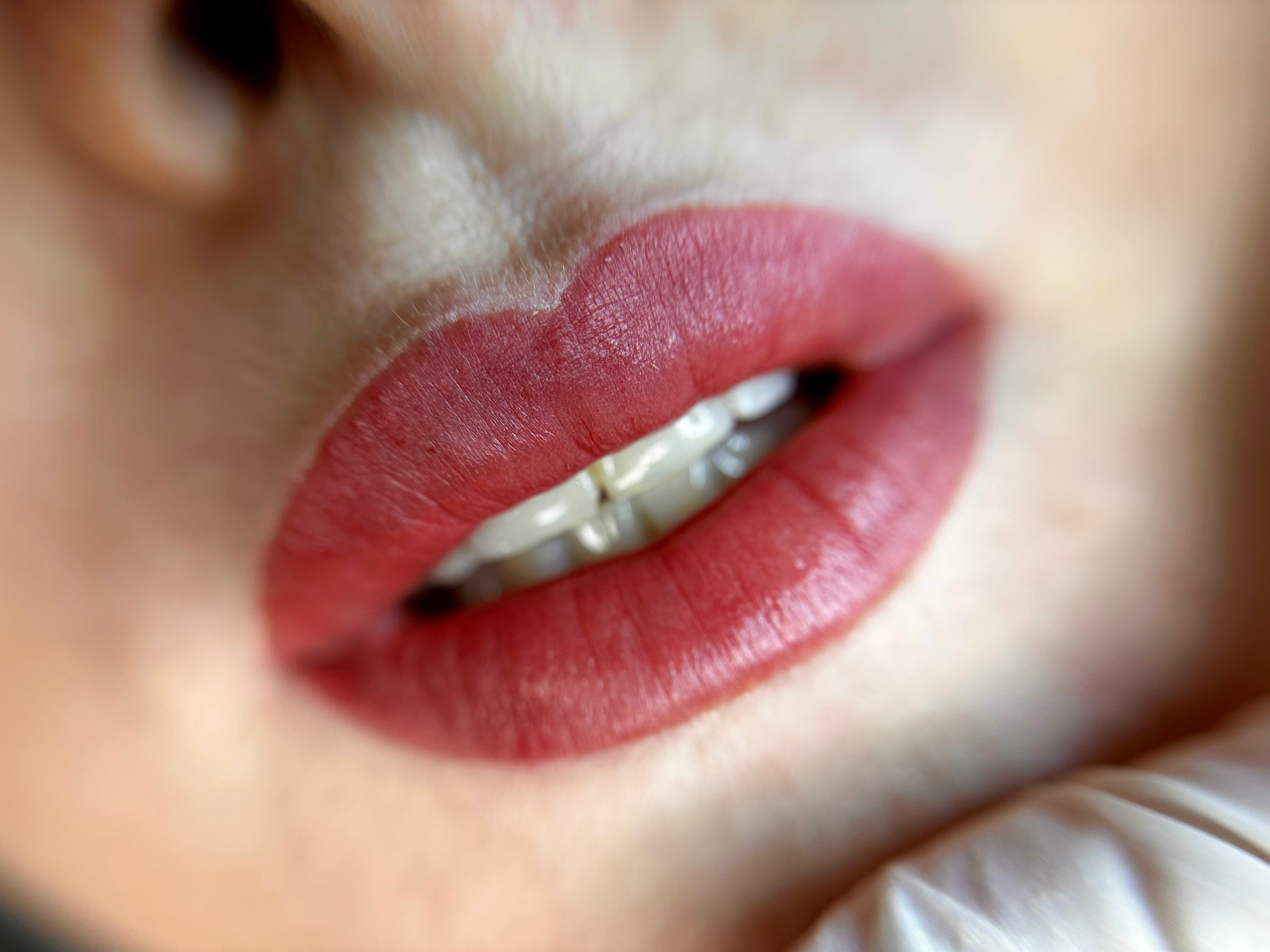 Татуаж губ помадний, фото - Майстер татуажу Ольга Чикалова