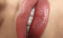 Перманентний макіяж губ Майстер татуажу Ольга Полтава