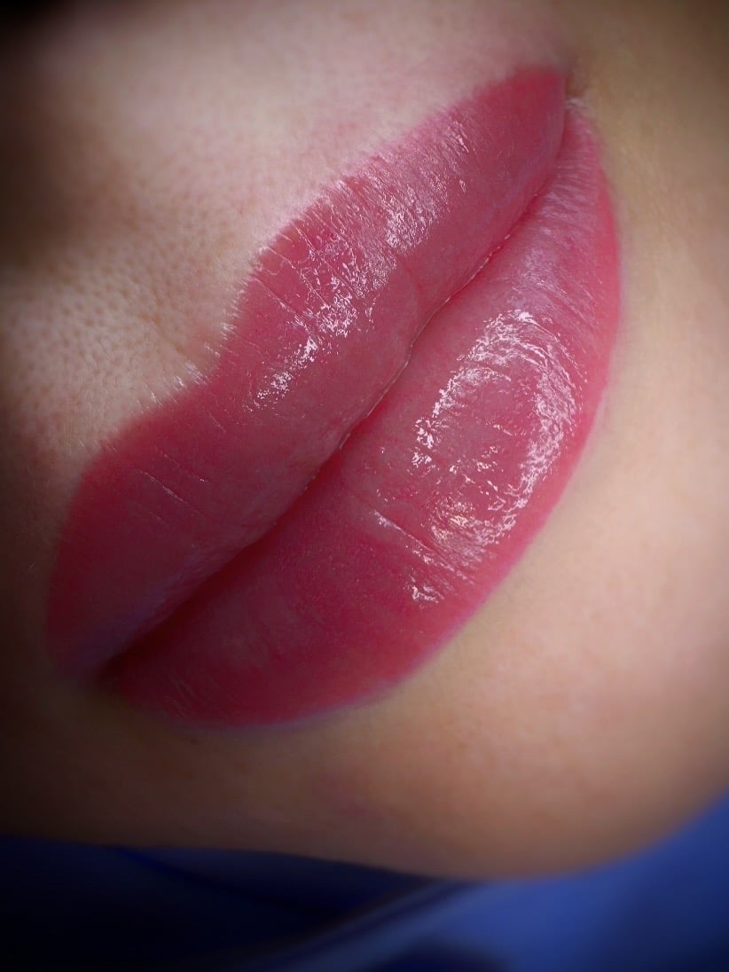 Помадний ефект, фото - Майстер татуажу Інна Бобер