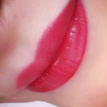 Помадний ефект