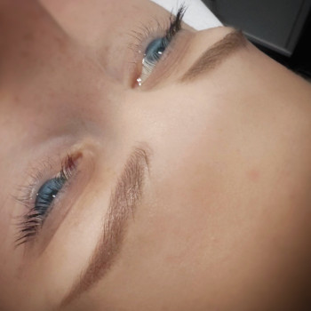 Пудровіц брови